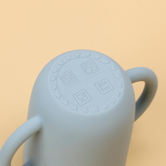 Entraîneur étanche Straw Feeding Training Cup de silicone d'enfant en bas âge en gros de bébé pour le boire d'enfants