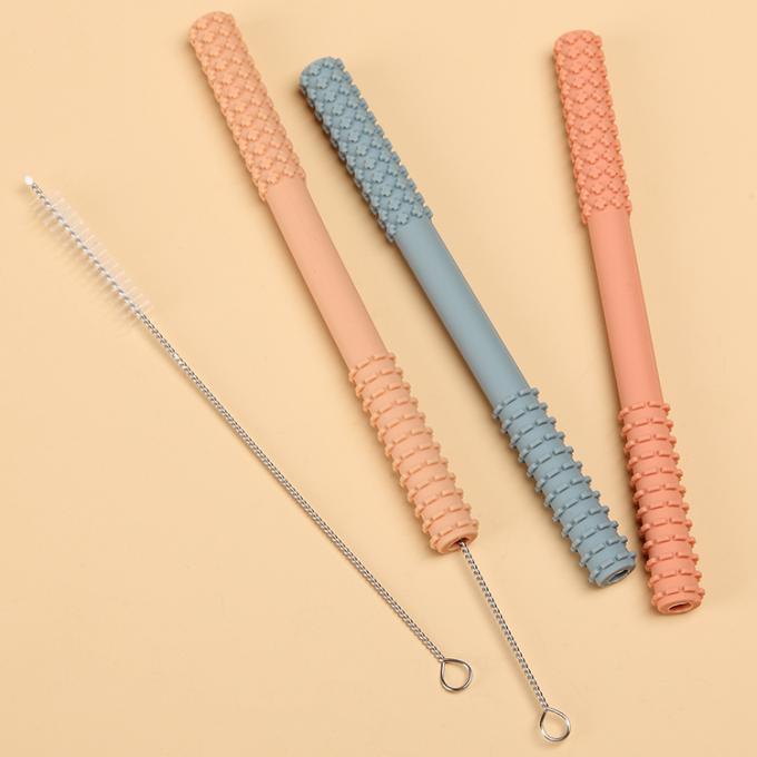 Le produit nouveau 2021 faisant ses dents des tubes mâchent le jouet molaire de bâton de bébé de Teether de bâton avec la brosse