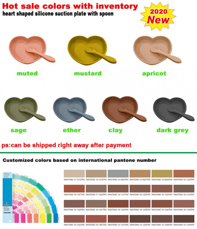 100% plats mignons libres de bébé d'aspiration de silicone de catégorie comestible de forme de coeur de la catégorie comestible BPA avec la cuillère