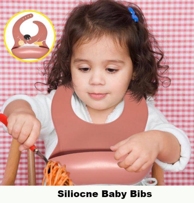 Bavoirs imperméables réglables libres de bébé de silicone de Bpa de marque de distributeur faite sur commande en gros