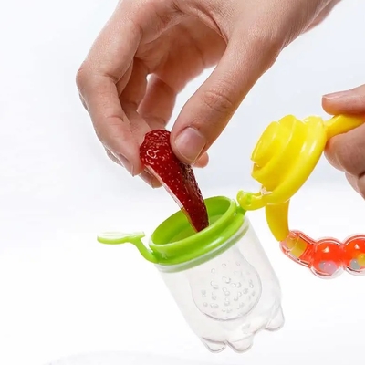 BPA Free Quick Filling Prevents Choking Baby Fruit Feeder for infant