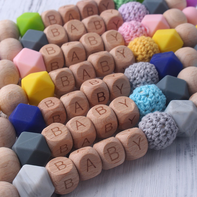 Crochet Silicone Wooden Soother ClipsSilicone Bead Pacifier Clip 30*3*2cm