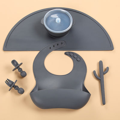 La couleur 6PCS a assorti le lave-vaisselle de alimentation Safe For Toddler d'ensembles de silicone